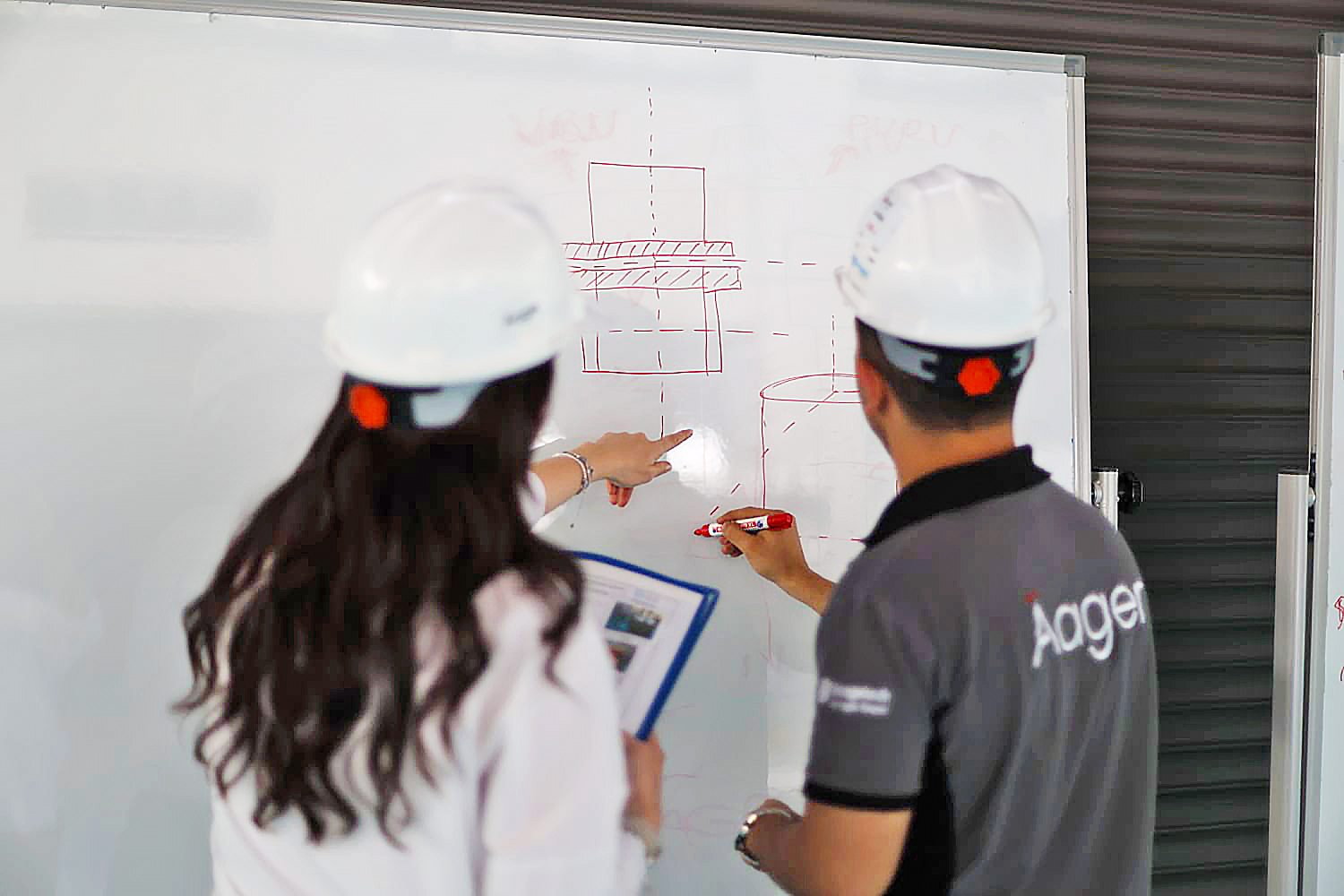 in-house-engineering-img Home V3 19